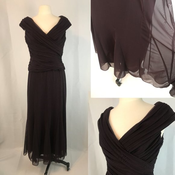 Alex Evenings Dresses & Skirts - Deep Plum Rusched Top Flowy Formal Dress size 12P